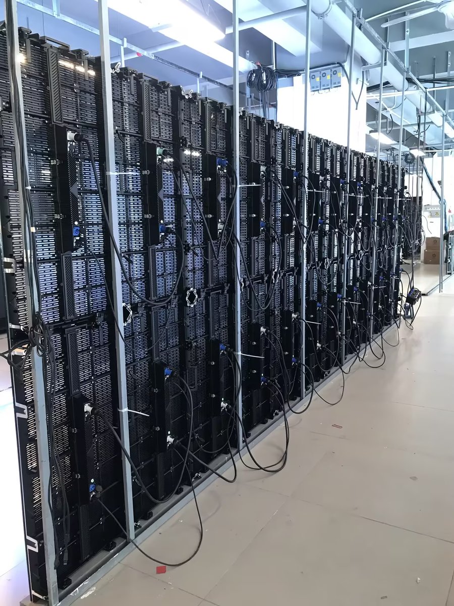 YasmimJiang's tweet image. Transparent Screen Promotion
��Size 500*1000mm
��Refresh Rate 7680hz
��Transmittance 75%
#led #leddisplay #Transparentleddisplay #ledscreen #rentalleddisplay