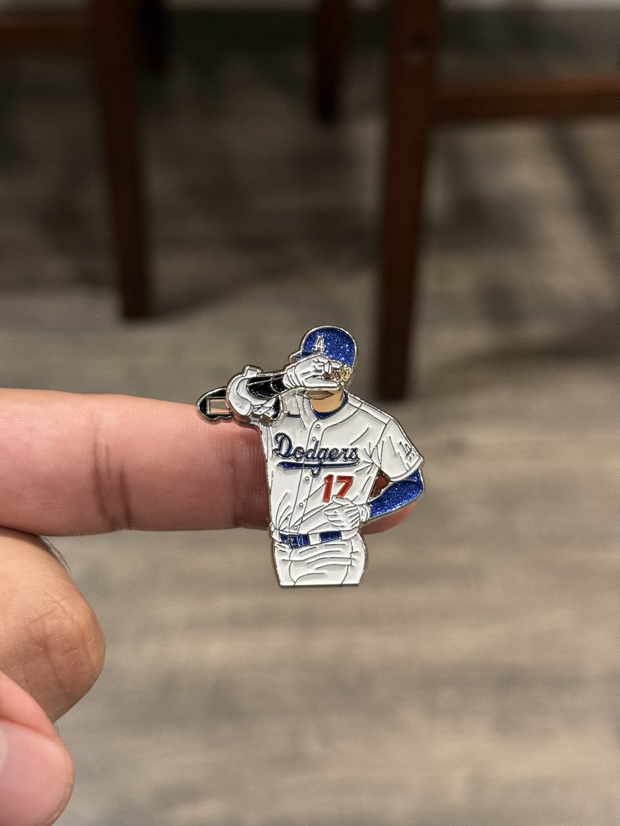 Y K B pins 🏴‍☠️ tweet media