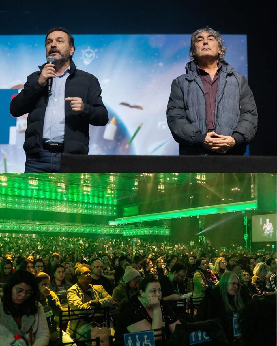 carlosgiannazi's tweet photo. Eu e o vereador Celso Giannazi estivemos presentes no XXVIII Congresso #APROFEM para reafirmar o nosso apoio e compromisso com todos os profissionais da educação. Os desafios são imensos, mas juntos podemos transformar a realidade da educação pública! https://t.co/t1CQAfThhF