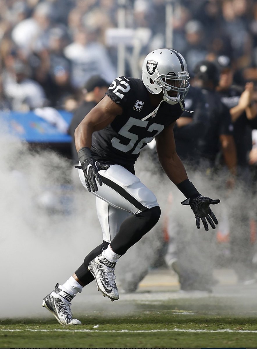 iAmSniperJones's tweet photo. 📍Cowboy Fans: No one can understand our anger &amp; heartbreak with this Micah trade 💔. 

📍Raider Fans: Hold my beer 🍺. https://t.co/JhqzkdVhue