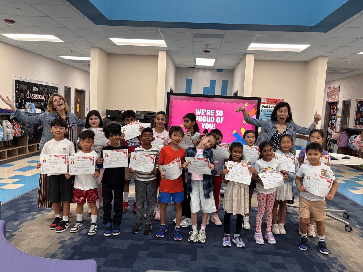 eagertolearnSoo's tweet image. These kiddos worked hard and accomplished so much!! Their ‘graduation’ from Vaughn ESL was celebrated with our amazing admin team!! Congratulations 🎉 @VaughnElemFISD @FISD_EB