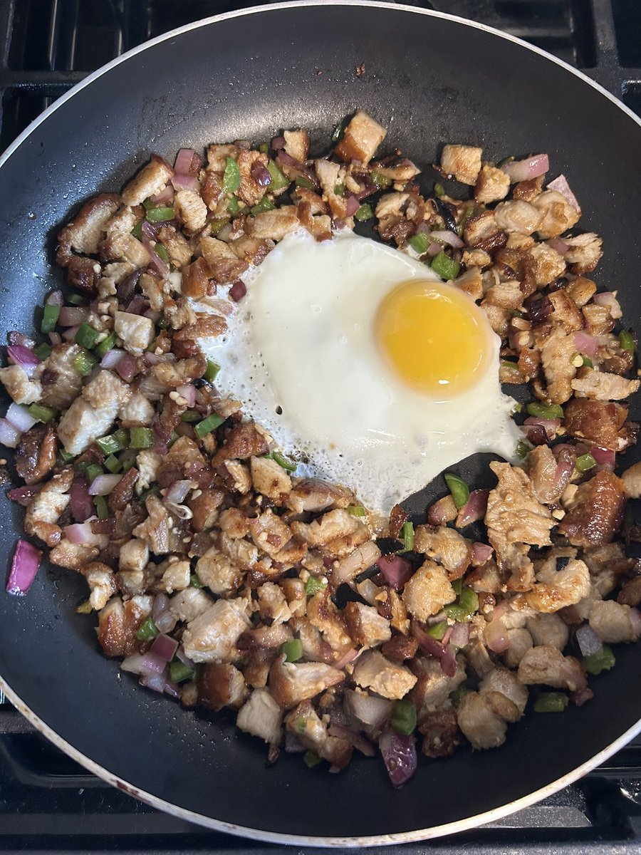 jjaaaaayy's tweet photo. 🐷 filipino for dinner #StayAtHomeMomFoodDiaries https://t.co/X83U1snn1U