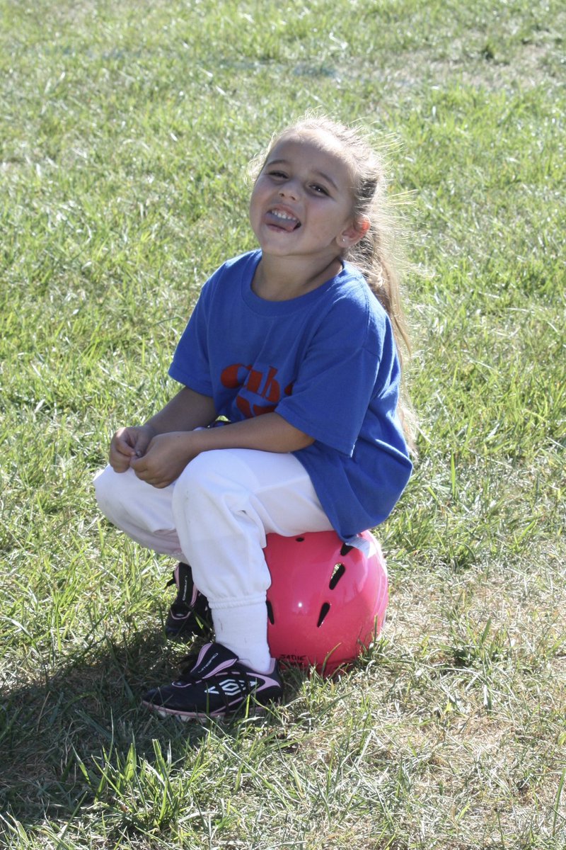 SadieWeliver's tweet photo. Lancer Up! 🖤❤️⚔️

@GC__Softball @cassie_18hayes @shockwaveswhite @ShockwavesSB @AcceleratedFas1 @PrairieSoftball https://t.co/jDB8rtB0lO