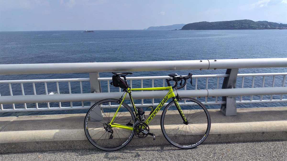 Focket_Sea's tweet photo. 今日は角島でサイクリング。風が気持ちいいっすね・・・ https://t.co/2G85ybIpsa