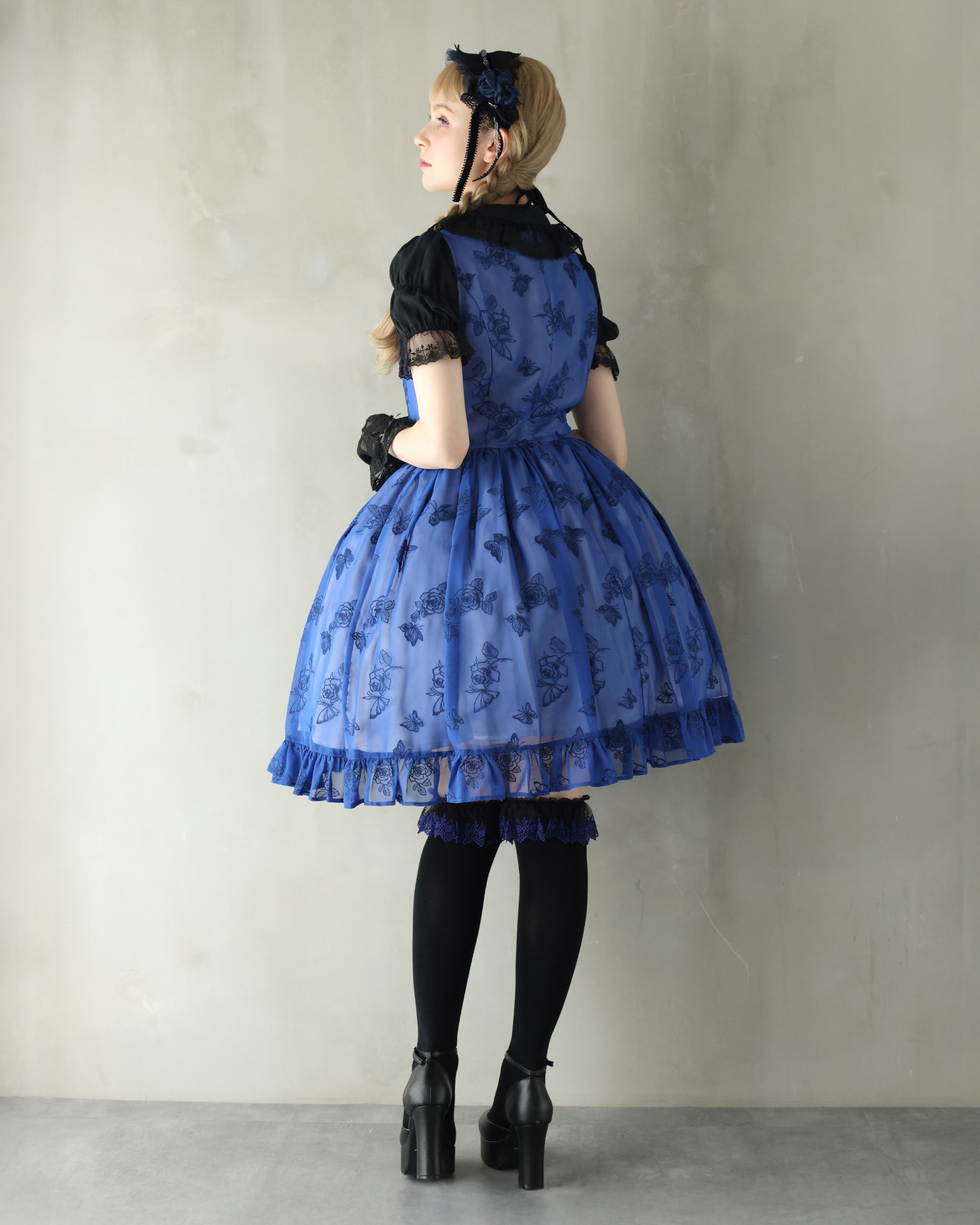 Moi-meme-Moitie ミディアムペチコート 黒青レース Moi-meme-Moitie ミディアムペチコート 黒青レース - メルカリ