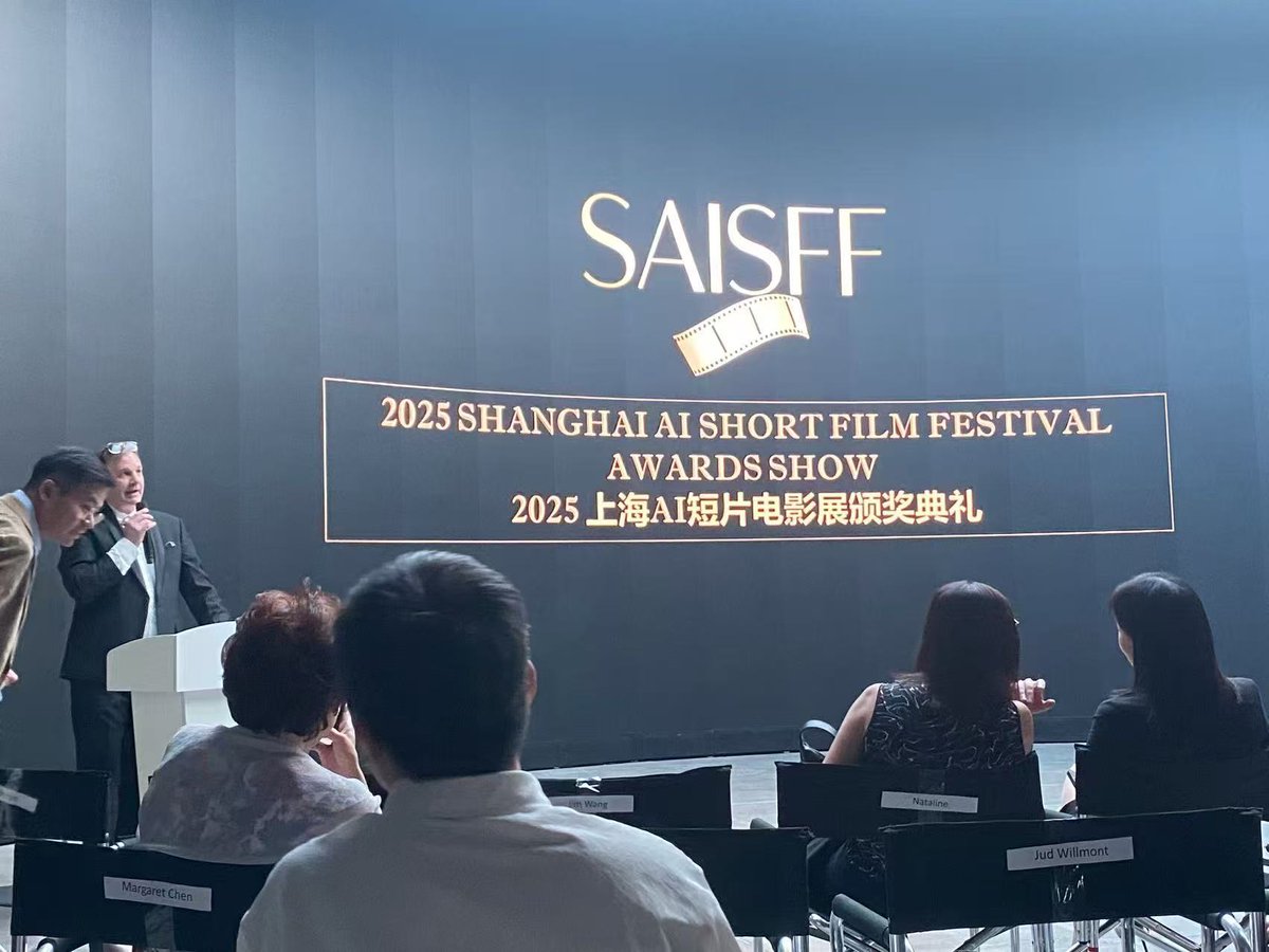 Jim HuiHui tweet media