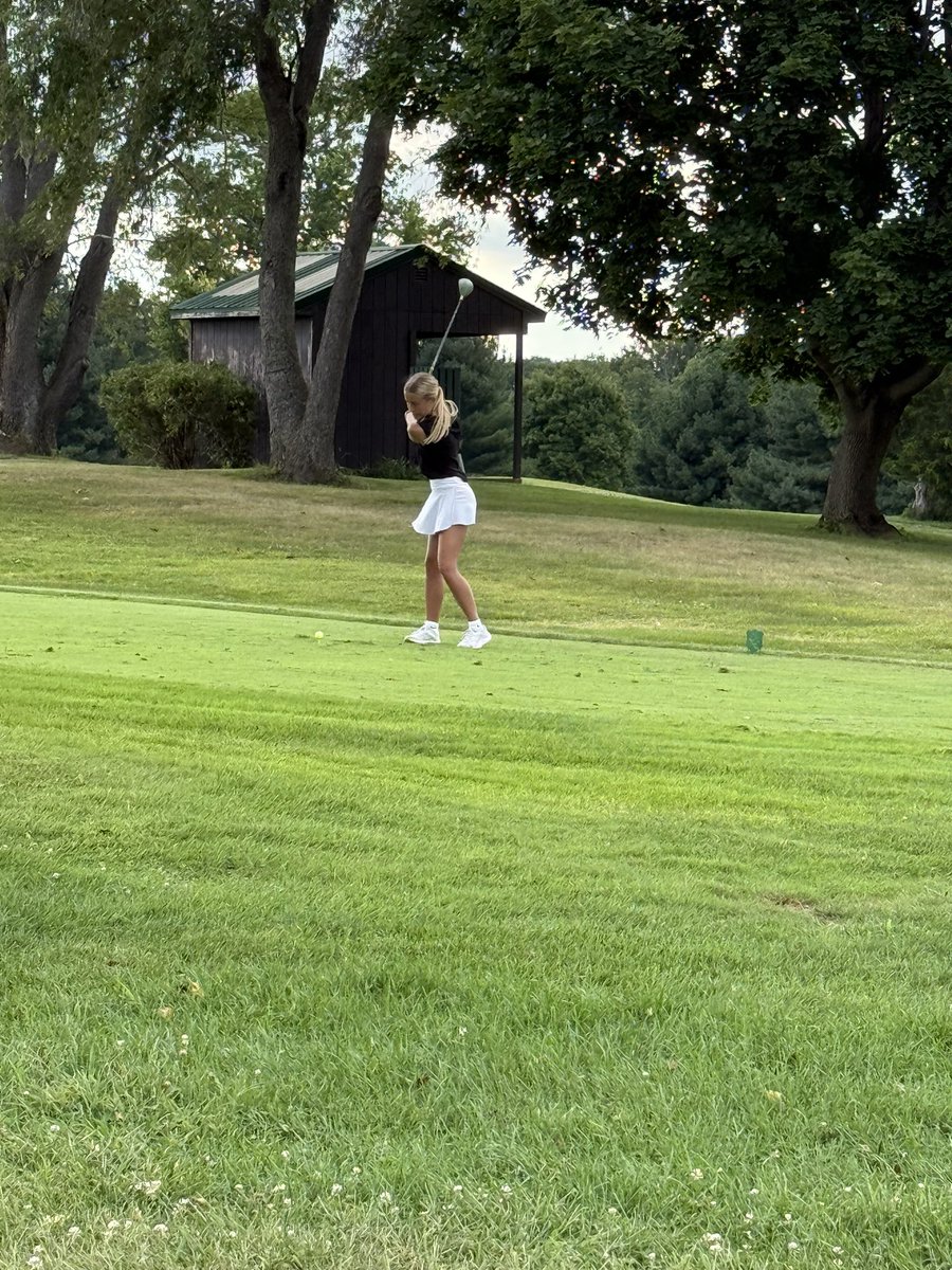 Lady Bulldogs take 2nd tonight against Danville and North Putnam! 

Lady bulldogs return to action Tuesday September 2nd for the first ever HLC match starting at 8am!⛳️🏌️‍♀️
