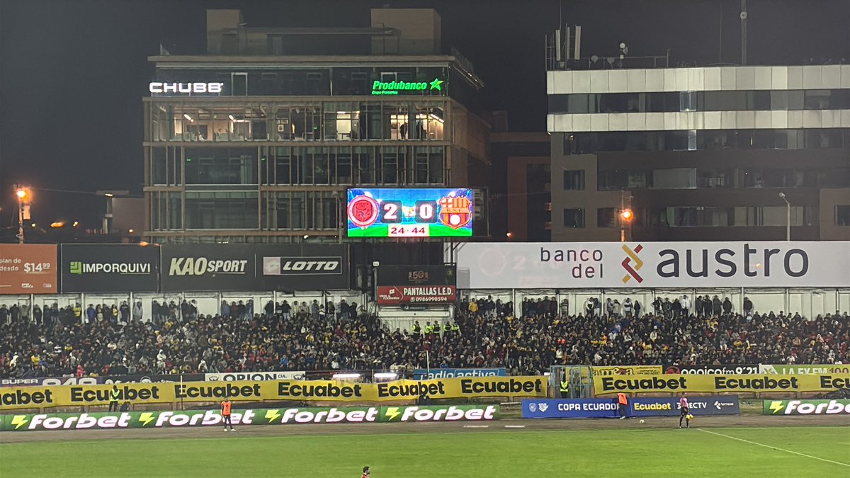 Batacazo en el ASA 🤯🏟️

#CuencaJrs le está GANANDO 2-0 a #BarcelonaSC 

#BSC es una lágrima, no juega a nada, terrible el equipo de Rescalvo.