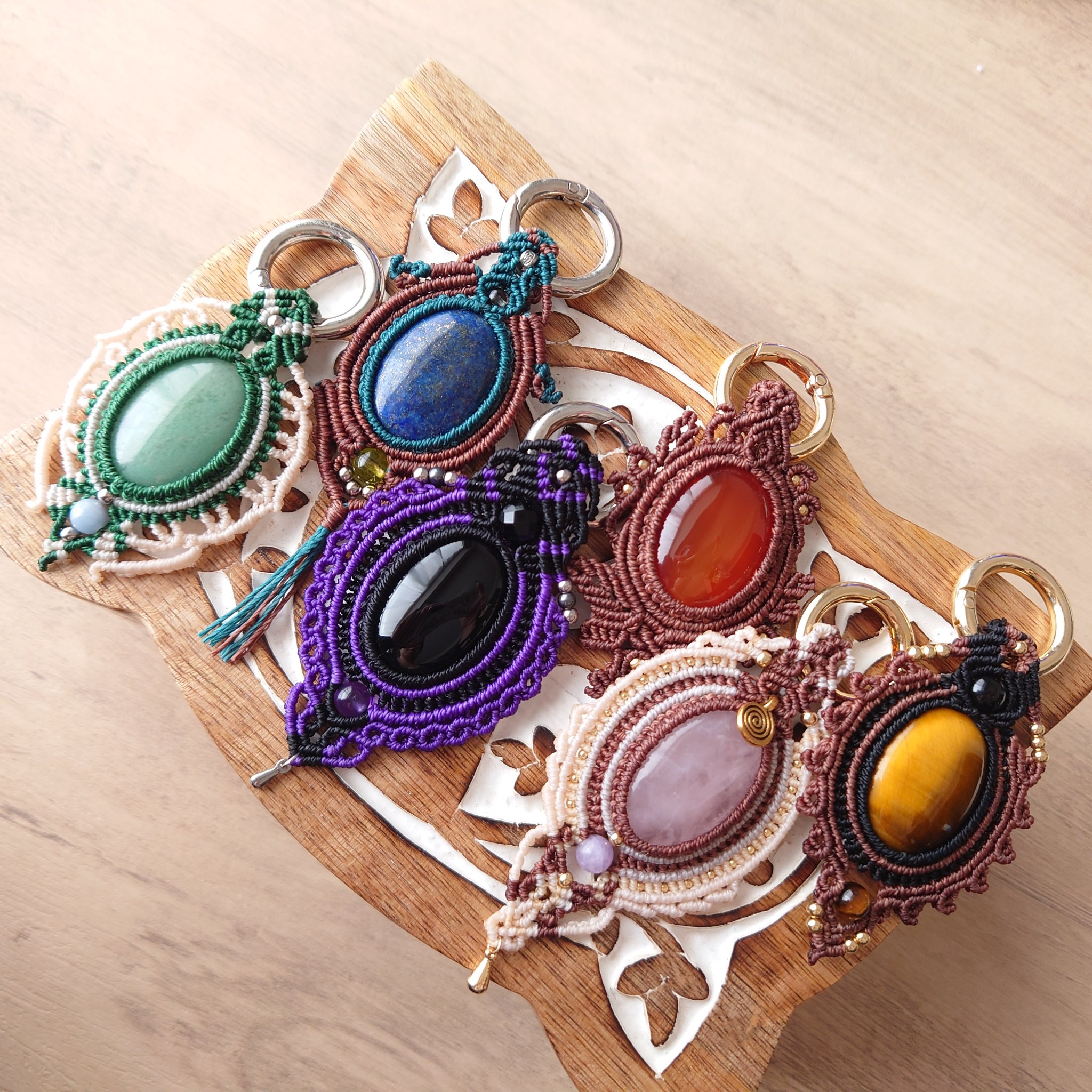 吉さま✩︎⡱ ハンドメイドブレスガーデンクォーツ　サゲニティック　かすみ草ブレス♥︎︎ asumi bijoux shirotsumekusa bracelet｜ブレスレット｜IDEE