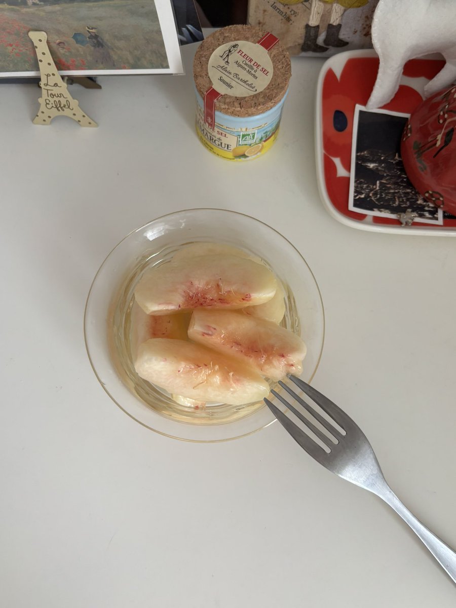 昨日の飲み会6時間もやってたからさっき起きた