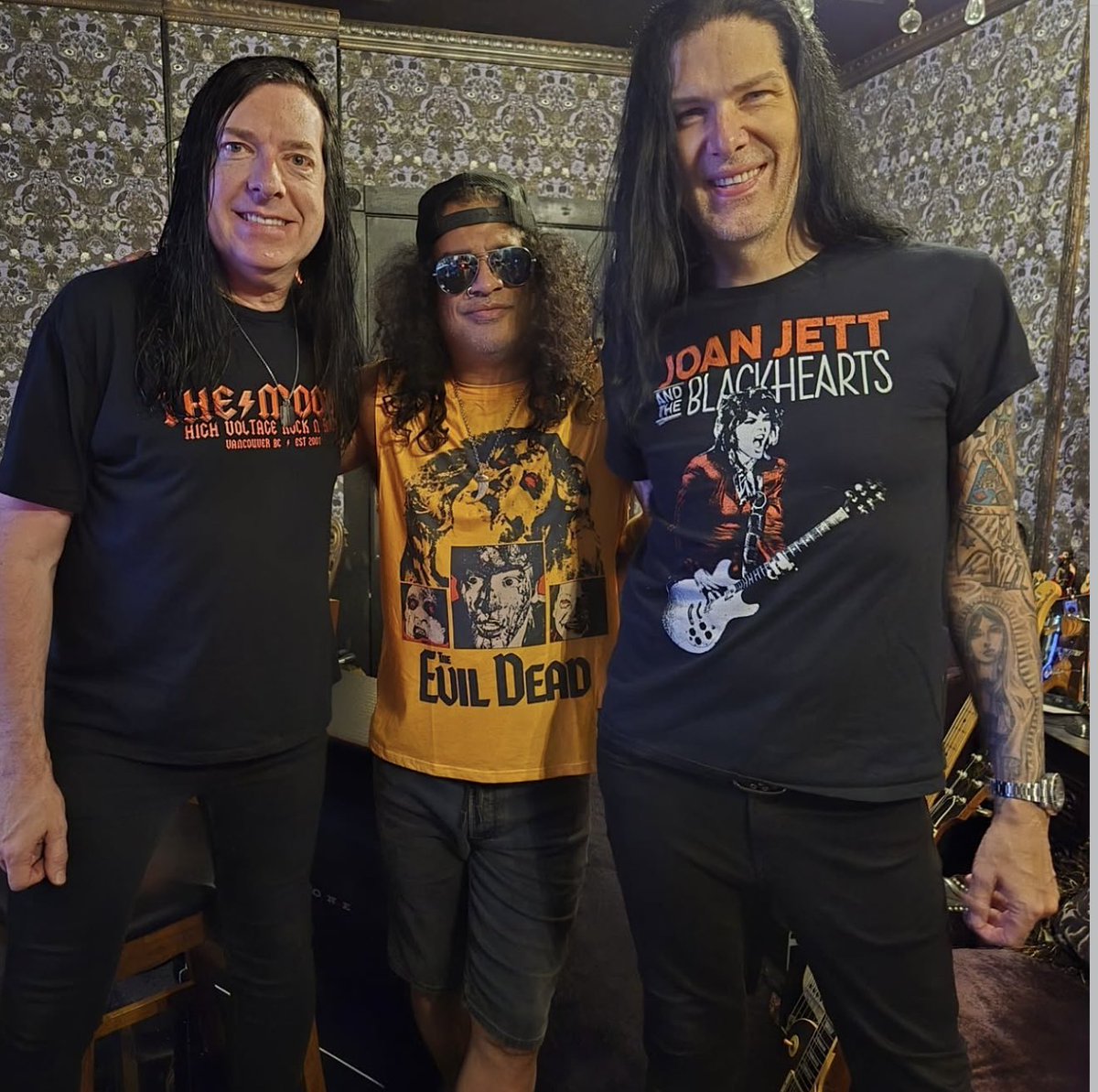 It’s a wrap! The #SMKC 5 album, title to be determined later, is officially done! 🎶🎵 2027 is the year the world will get to hear it 🌎🌍🌏 Great pic of Todd #ToddKerns, #Slash and Brent #BrentFitz today 😃 I am looking forward to this gem being released! 💎