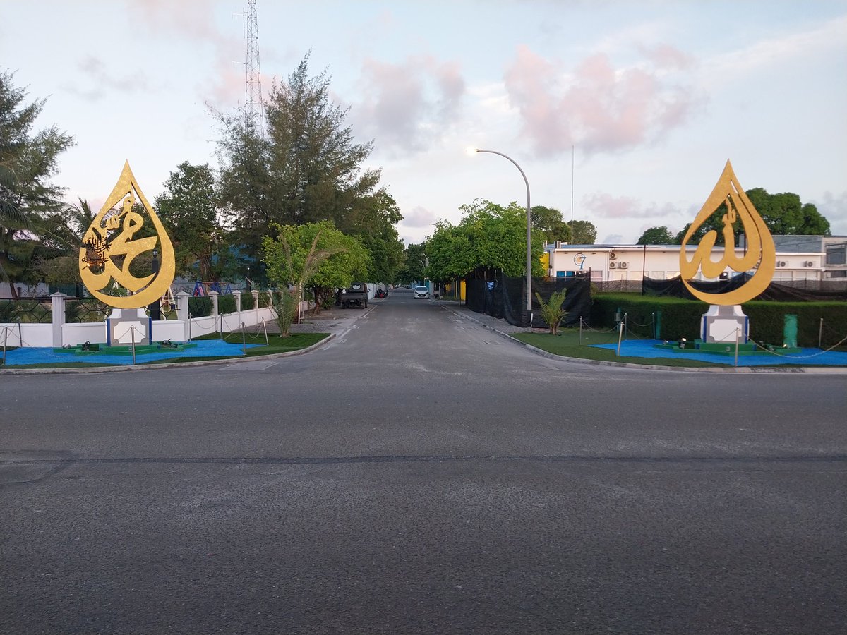DrAz33zH's tweet photo. Good morning and Happy Friday from GDH. Thinadhoo https://t.co/2NcxV0hWU8