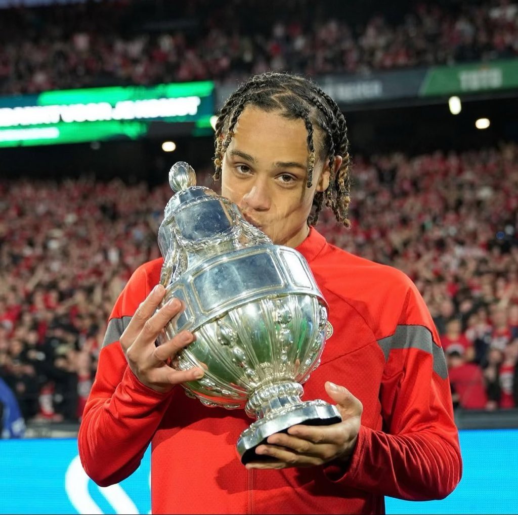 The Spurs Express (@thespursexpress) on Twitter photo 🚨🚨🥇| #Tottenham agree €60m fee with RB Leipzig for Xavi Simons!
Official bid accepted, #Spurs sent following encouragement from the player!
Spurs want deal done today also on player side + medical in the next hours.
Here we go, expected soon!!
<a href="/FabrizioRomano/">Fabrizio Romano</a> 🚨🚨🥇| #Tottenham agree €60m fee with RB Leipzig for Xavi Simons!
Official bid accepted, #Spurs sent following encouragement from the player!
Spurs want deal done today also on player side + medical in the next hours.
Here we go, expected soon!!
<a href="/FabrizioRomano/">Fabrizio Romano</a>