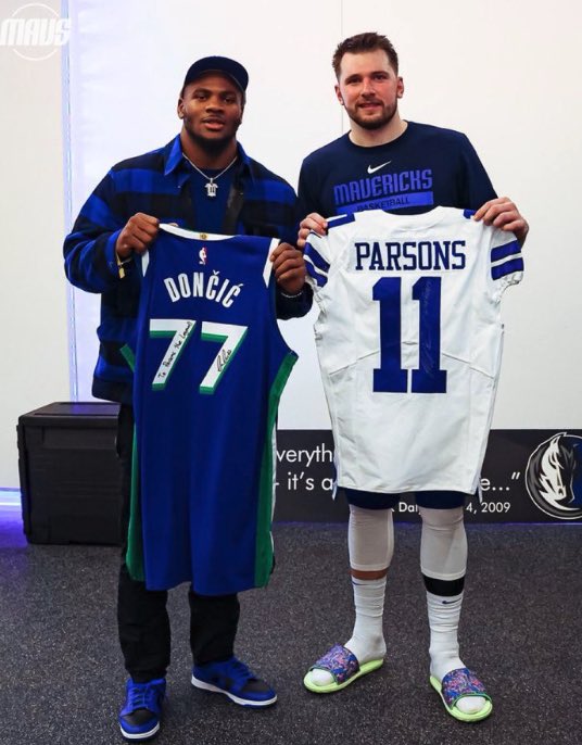 Rachel__Nichols's tweet photo. Rough year for Dallas sports fans, man. I feel this picture deeply, and I’m not even from there. https://t.co/euRzCtTE18