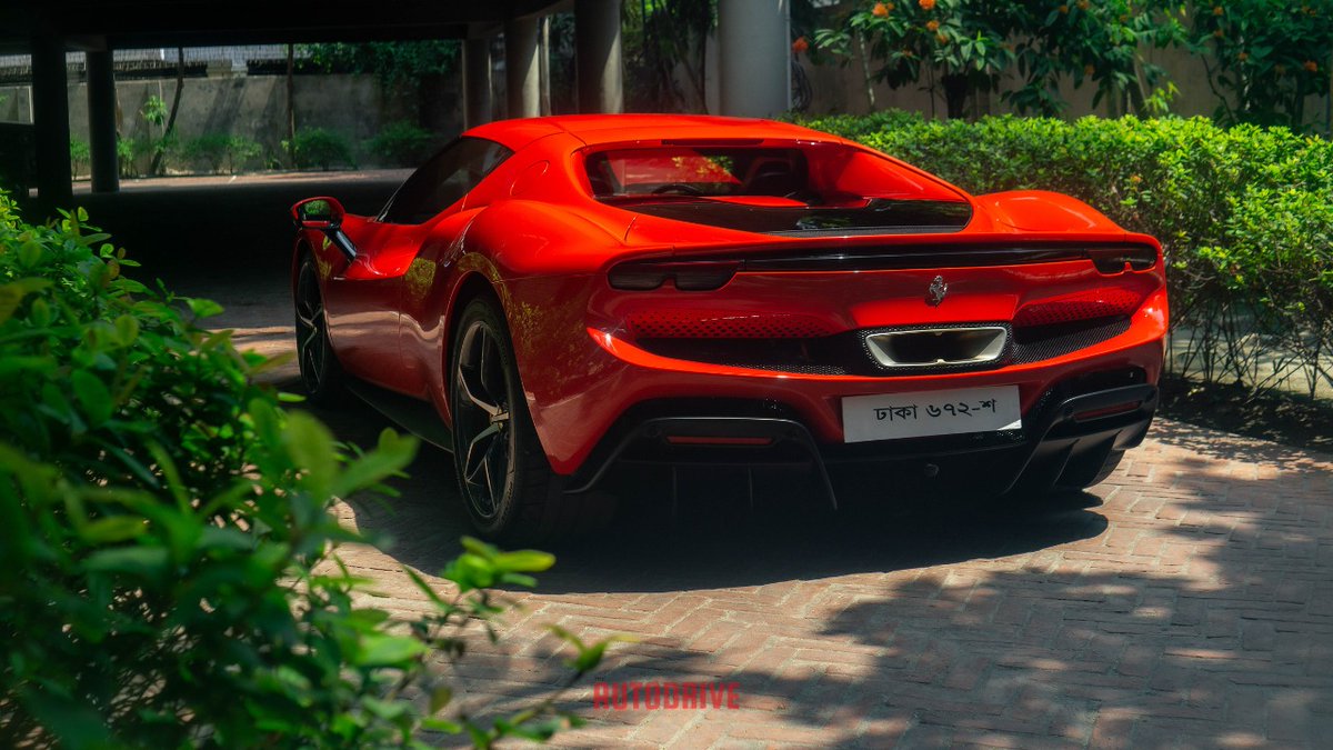 Theautodrivebd's tweet image. #FastFriday
Maranello's Red Symphony: Ferrari 296 GTB

Ladies, gentlemen, petrolheads, and esteemed readers of Autodrive, fasten your seat belts as we embark on an exhilarating journey through the halls of Maranello, where a revolutionary...

Read more: autodrive.com.bd/posts/maranell…