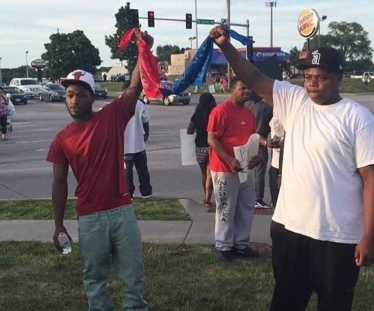 #Eagles and #Commanders fans watching Jerry burn his team to the ground.