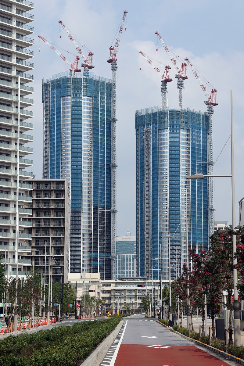 bluestylecom's tweet photo. 地上53階ツインタワマン「ザ 豊海タワー マリン＆スカイ」の建設状況！WESTは最上階到達（2025.8.23）
https://t.co/l3l6cd7Ua1 https://t.co/kDmR5JmDQq