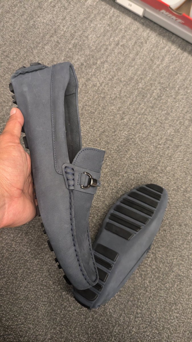 Toqué estos rieles y ya ando hablando de Dios, patria, familia, armas y propiedad privada.