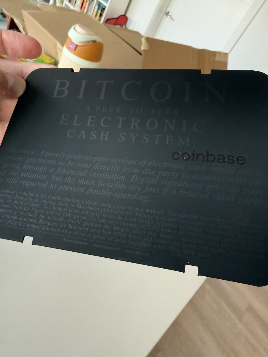 The new <a href="/coinbase/">Coinbase 🛡️</a> credit card just showed up - looks nice!