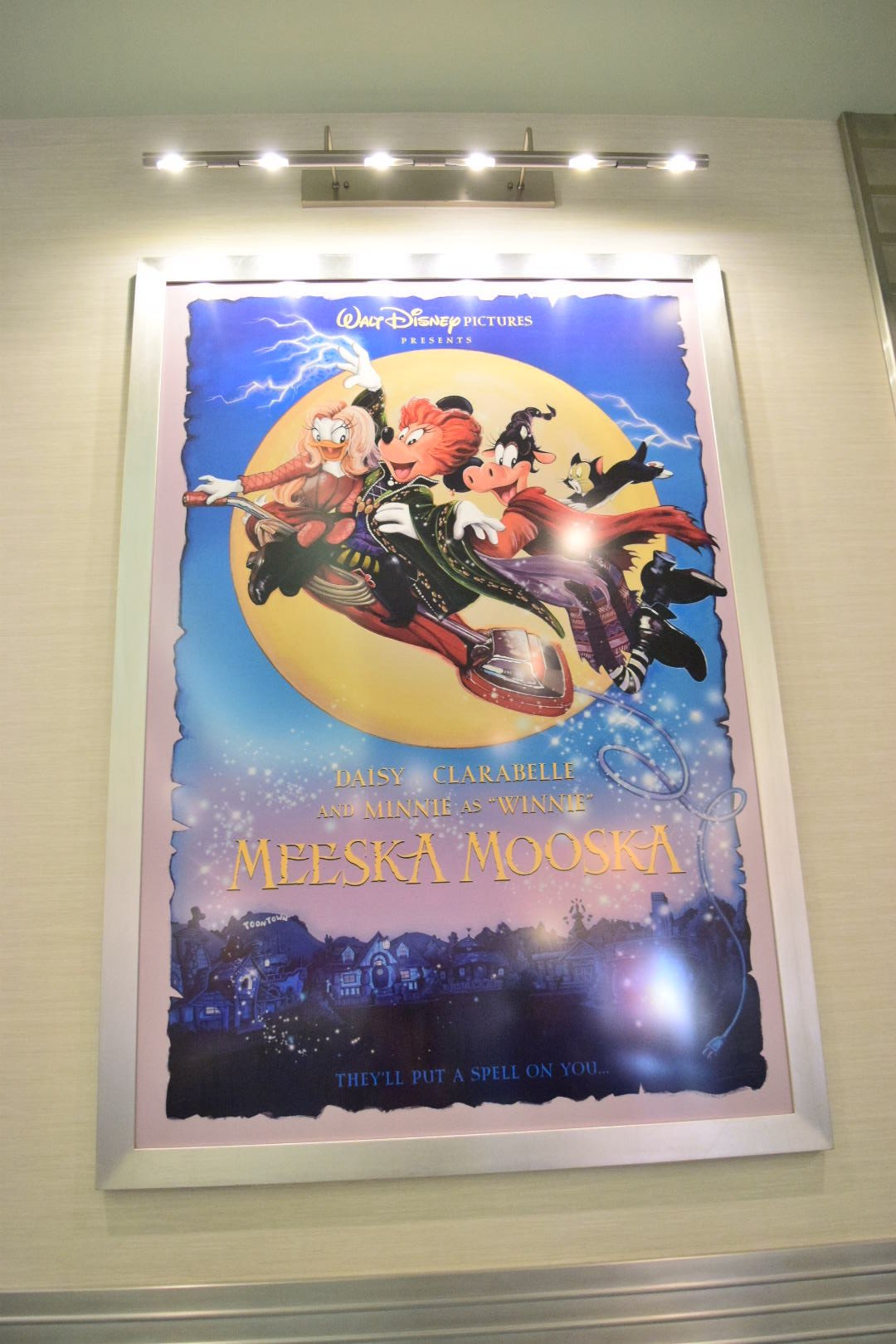 Disney - すず MezzoMiki on X: 