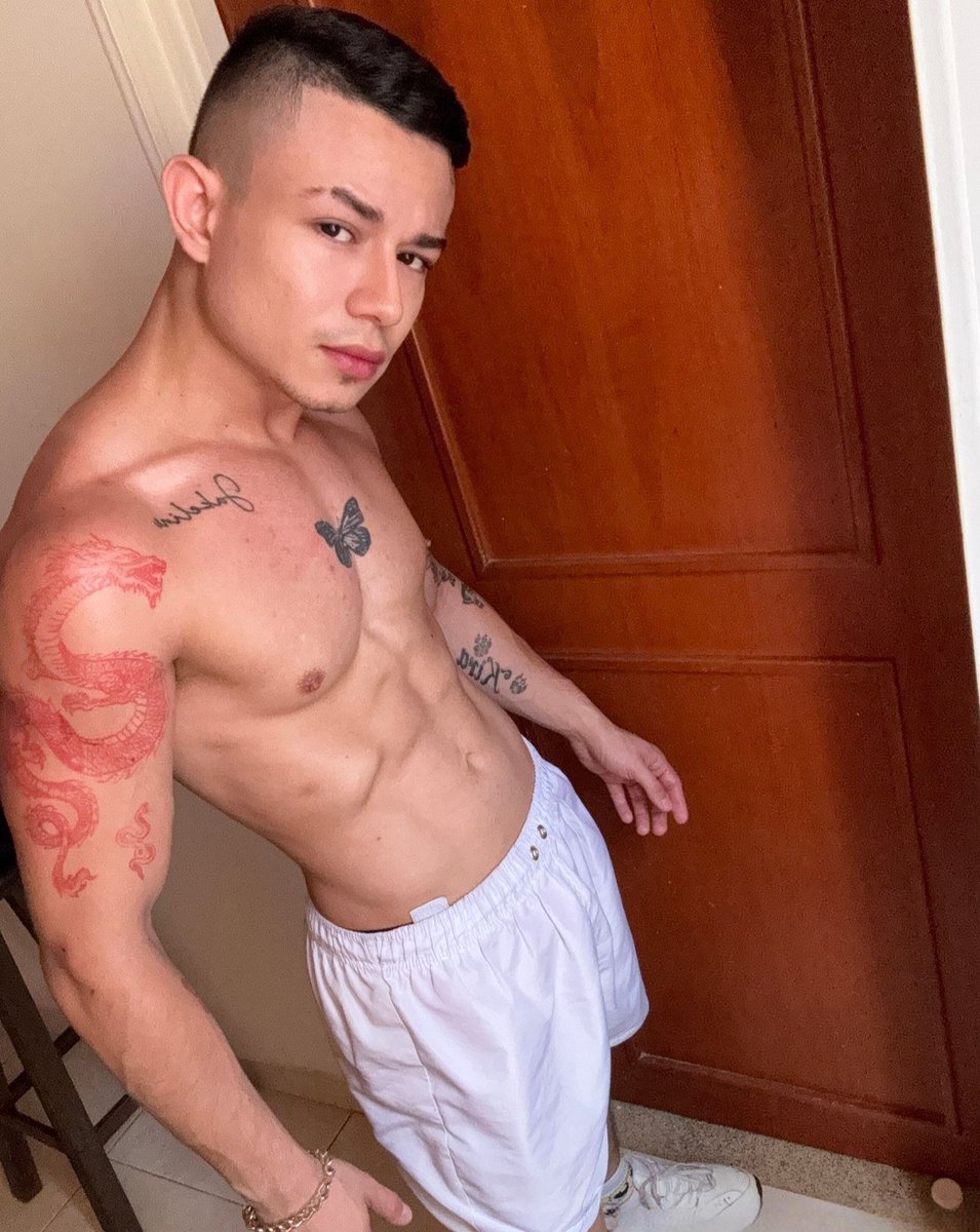 Buenas 

<a href="/EventosGayCo/">🏳️‍🌈🏳️‍⚧️Eventos Gay Colombia 🇨🇴</a> 
<a href="/EventosGayMed/">Eventos gay Med</a>