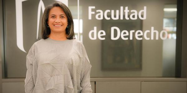 UniandesDerecho's tweet photo. 🔊En la Facultad celebramos la renovación del nombramiento de nuestra #Decana, Eleonora Lozano Rodríguez. 🥳 https://t.co/xz7jLDEpHg