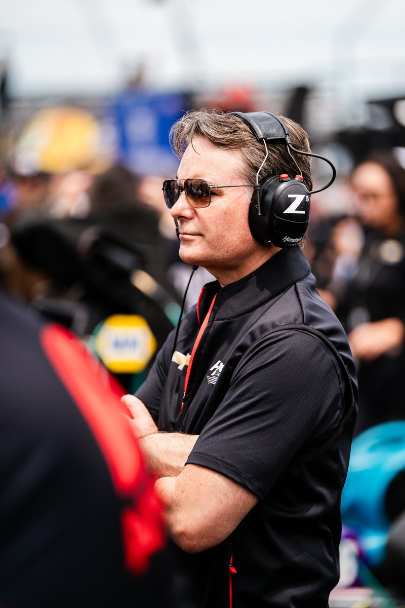 Hendrick Motorsports (@teamhendrick) on Twitter photo Set your alarms! <a href="/JeffGordonWeb/">Jeff Gordon</a> will be on <a href="/SiriusXMNASCAR/">SiriusXM NASCAR Radio (Ch. 90)</a> tomorrow morning at 9 a.m. ET.
🎙️siriusxm.com/channels/siriu… Set your alarms! <a href="/JeffGordonWeb/">Jeff Gordon</a> will be on <a href="/SiriusXMNASCAR/">SiriusXM NASCAR Radio (Ch. 90)</a> tomorrow morning at 9 a.m. ET.
🎙️siriusxm.com/channels/siriu…
