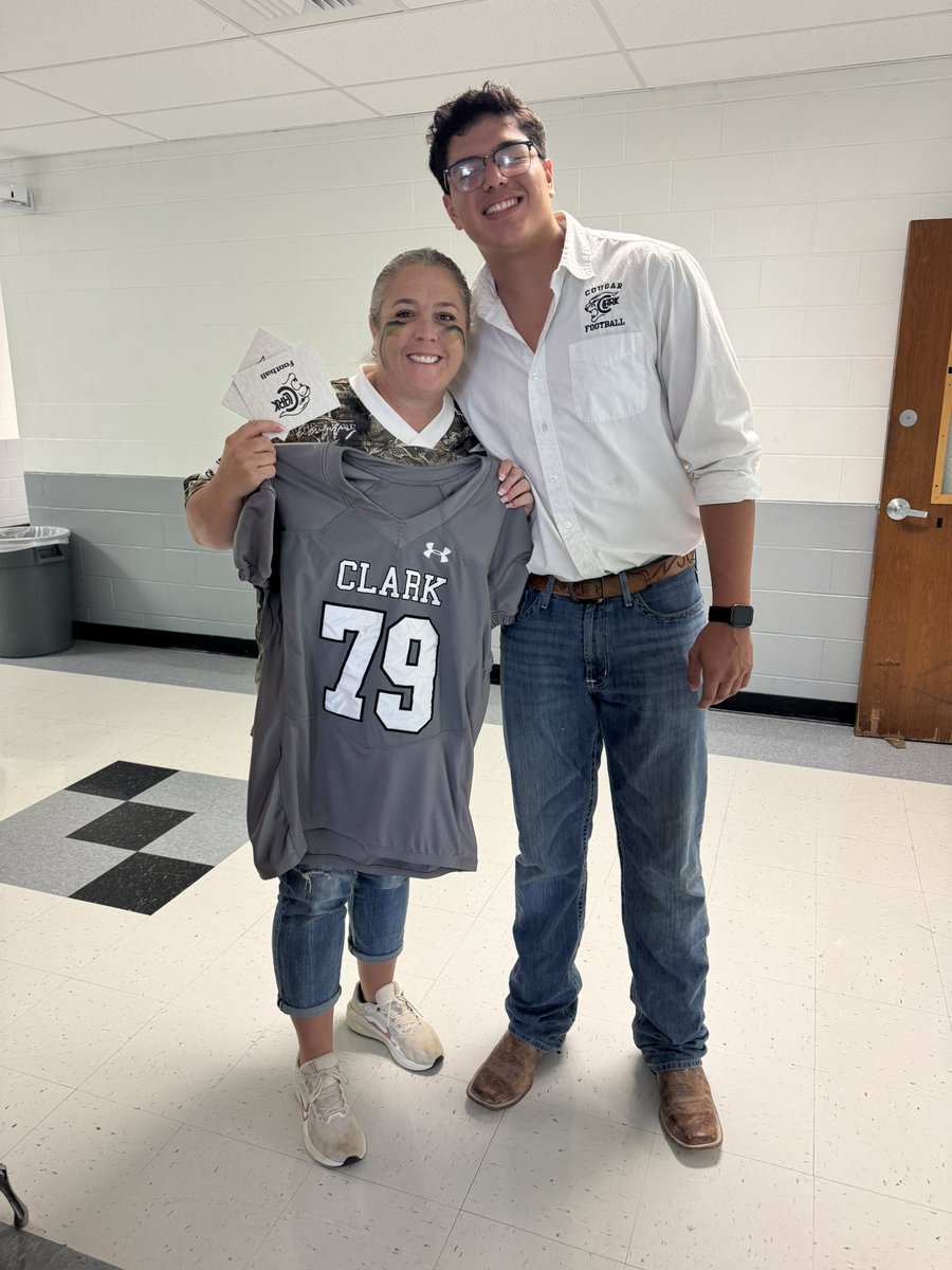 Becca Halliburton tweet media