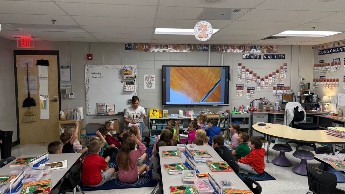 OCSupt's tweet photo. Today’s classroom visits reminded me of the heart of our mission which is engaging students in meaningful learning every single day. When we create opportunities that spark curiosity, challenge thinking, and empower ownership, learning comes alive! #WEareOC #MeaningfulLearning https://t.co/U7UkipzCHY
