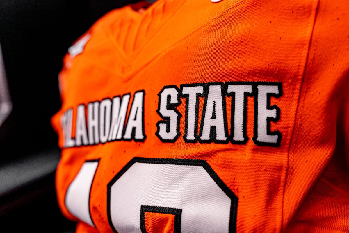 CowboyFB's tweet photo. Season opening fit 🔥 https://t.co/9UCg55nFlh