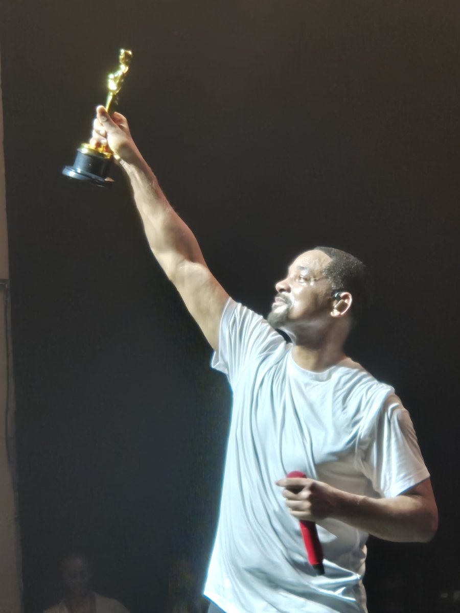 All That Dazzles tweet media