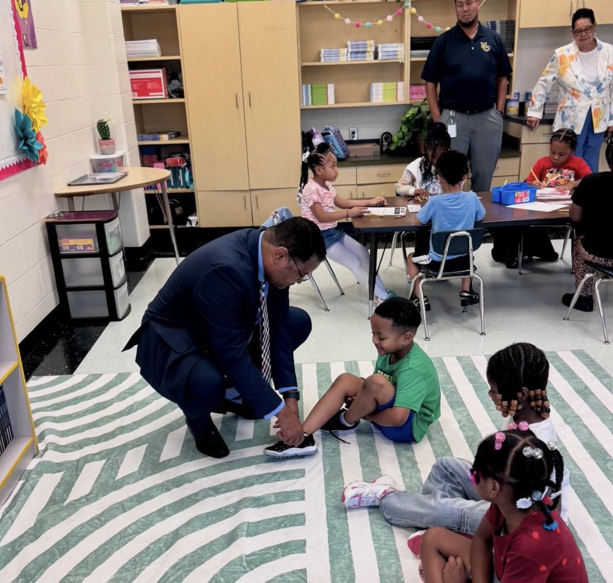 Hertford County Public Schools was honored to host Congressman Don Davis today at Riverview Elementary School. Students and staff were excited for this special opportunity to welcome him and share the great things happening in our schools.