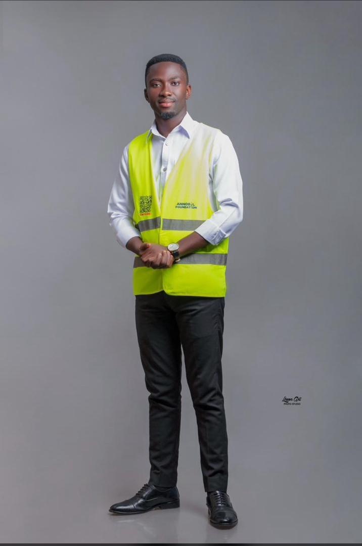 Meet Annobil Ebenezer: UEW-SRC President Elect for the 2025/2026 academic year ⭐️⭐️🎊

#VoiceOfUEW  |#UEWDecides2025