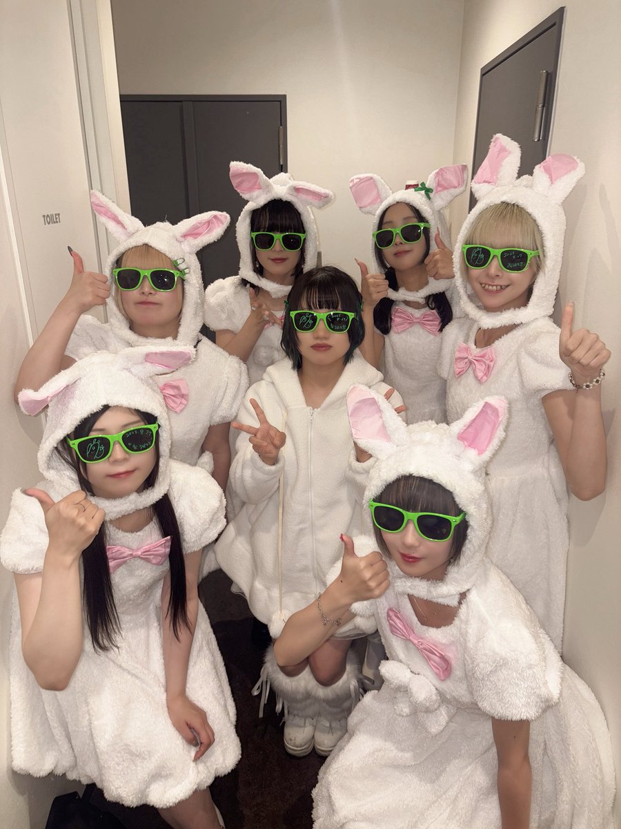 konomi_rin's tweet image. うさぎさんなメンバー可愛すぎるだろっっ🐰
見るたびににやける写真笑笑

みんなもこれみて1日元気に生きてっ
