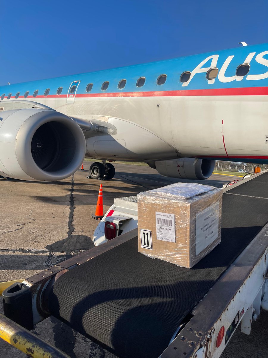 🚀 Bajo #ExportaSimple, el #AISV conecta al mundo: 33 kg de Vitamina C Liposomal rumbo a 🇨🇱. 
Producción santafesina que vuela ✈️ #GrupoSP

Este régimen potencia a las pymes santafesinas, reduce costos y genera más oportunidades de comercio exterior.

#SantaFeExporta ✈️