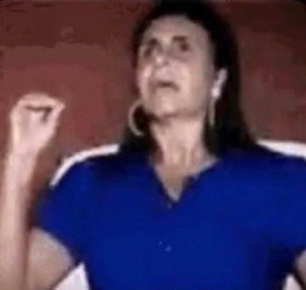 eu fico é chocado com os tricolores extremamente apressados pra receber notícia de SAF enquanto ao mesmo tempo vivem criticando o presidente kkkkkkkkk eu estaria torcendo pra essa SAF só acontecer num próximo mandato de outro presidente massss se vcs insistem