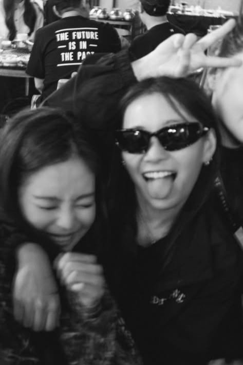 #JENNIE with Alison &amp; Silvergun