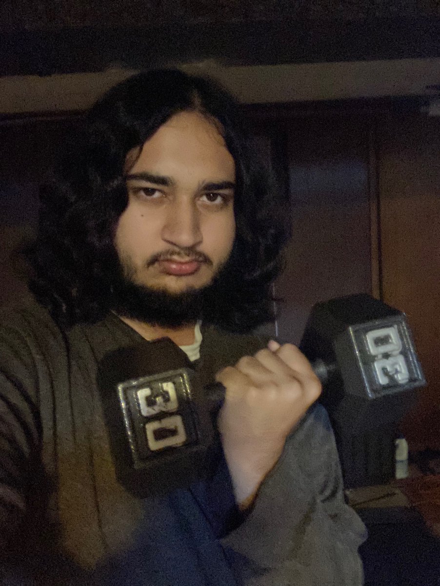 JimmyCellerino's tweet photo. Gymceling in moms basement again #gymmaxxing  #inceltwt #incel #gym #alpha #sigma #redpill #BlackPill #IncelSpirit 

I’m the embodiment of the Blackpill Spirit 💪💊 https://t.co/W9xra0TB4M