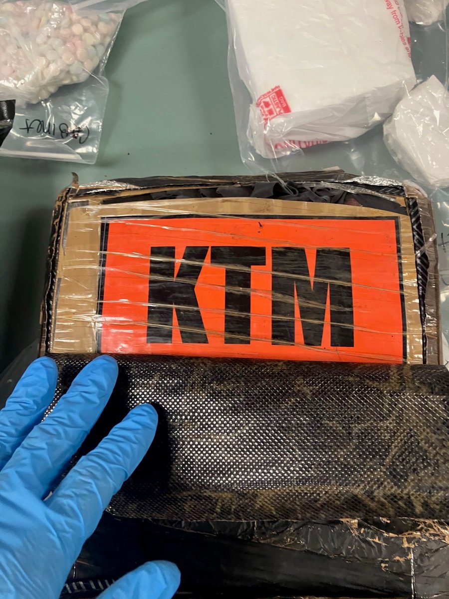 DEAHOUSTONDiv's tweet image. The cocaine seized by #DEA Houston alongside its local and federal partners was among other deadly drugs that were destined to be sold in the Houston area with ties to the #Sinaloa cartel known to be a violent drug trafficking organization. ##SinaloaCrackdown2025
