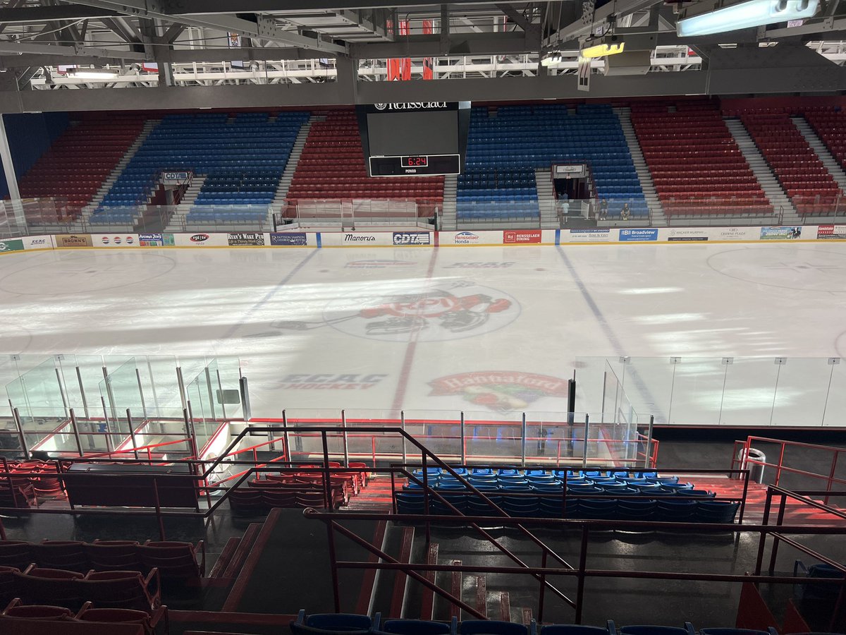 Perry Laskaris tweet media