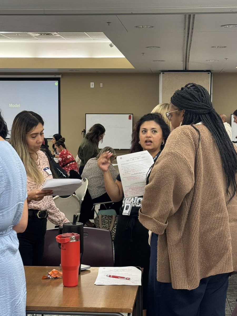 Christi Walker tweet media