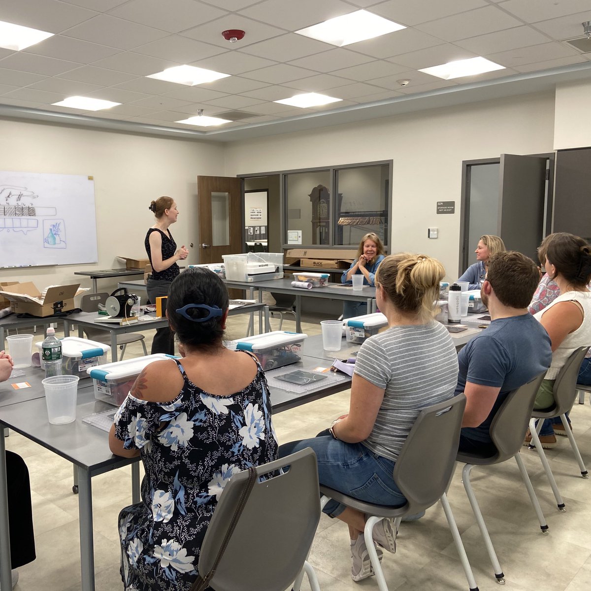 Two fall classes, Beginner Photography + Beginner Stained Glass, wrap up soon, but there are many upcoming September classes currently open for registration! SAVE THE DATE for 9/2 when October-December classes + workshops go live @ wakeforestrencen.org/education/clas…  👀