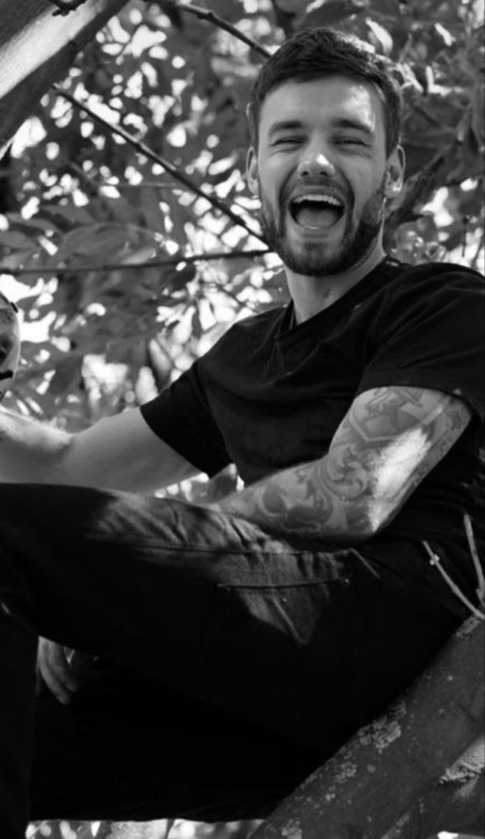 Wishing the happiest, heavenliest birthday to one of the most precious human beings, <a href="/LiamPayne/">Liam</a> 🤍 

You are forever missed, forever loved, and forever 31. I hope you’re resting well, sweet boy. 

#WeLoveYouLiam #RememberingLiam #HappyBirthdayLiam