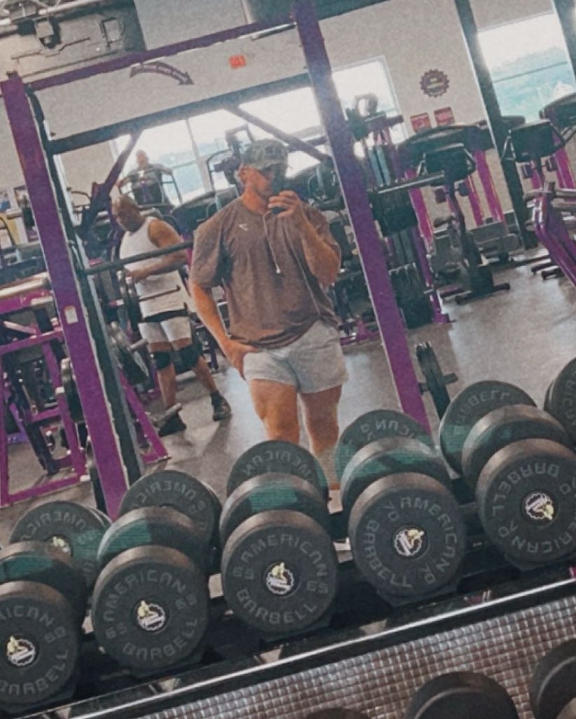 OfficerDom @officer_dom - Twitter Profile | TwStalker