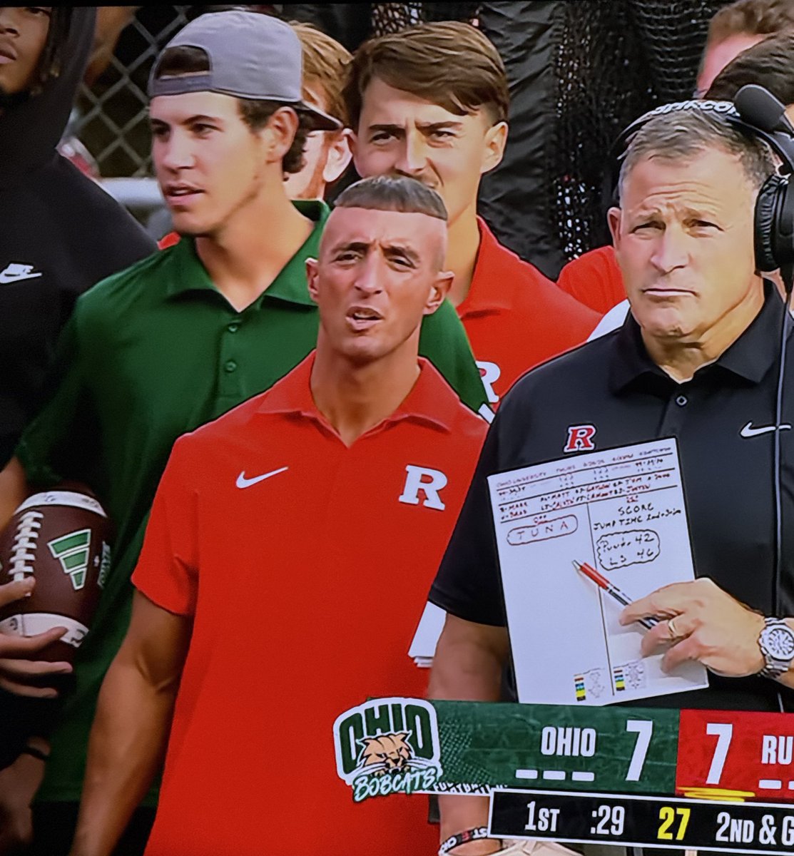 MactionSuperfan's tweet photo. What the hell is this haircut on the Rutgers sideline https://t.co/5VcIYnZP7Q