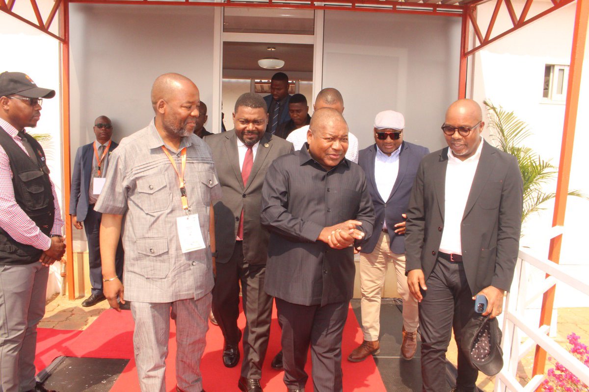 basiliomuhate's tweet photo. Tivemos a honra de receber a visita de S.Excia Filipe Jacinto Nyusi, antigo Presidente da Republica de Moçambique, a 60 edição da FACIM 2025
#FACIM #FACIM2025 #Mozambique
#MadeInMozambique https://t.co/mjr39R1IjJ