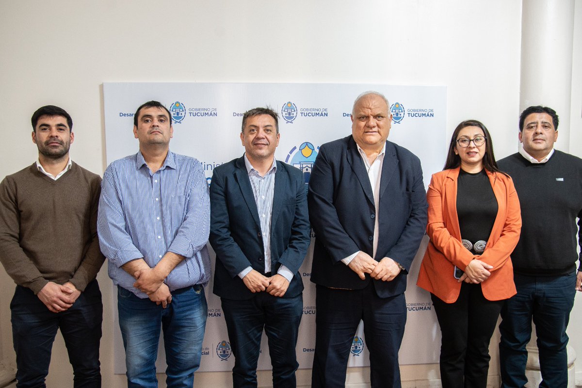 Concejales de Bella Vista se reunieron con el Ministro Federico Masso para abordar problemáticas sociales

Lee la nota completa en 👉: acortar.link/76NtVY