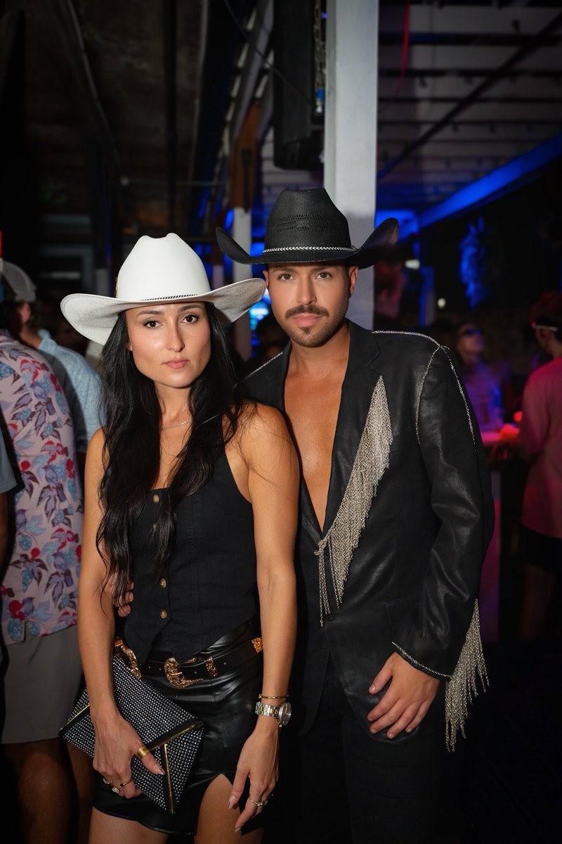 chanceokonski's tweet photo. Another trip around the sun for this ole cowboy. Thank you @12RooftopBar for hosting an incredible birthday party. So much fun 🫶🏽 #RooftopRodeo https://t.co/vkXGP4KVRc