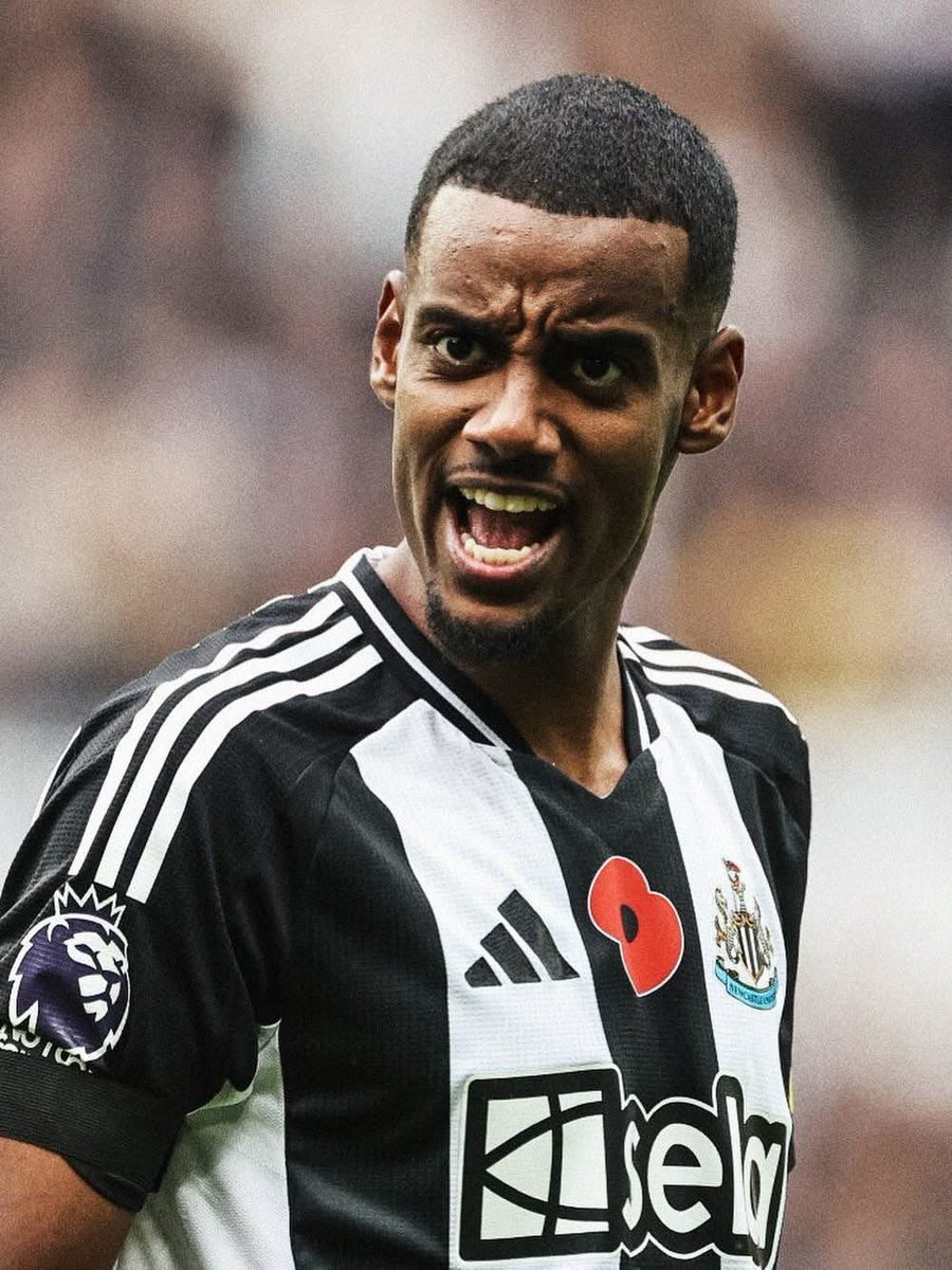 🇸🇪🦅 Liverpool are expected to submit a £130M bid to Newcastle United in the coming hours. NUFC, with Eddie Howe’s approval, have informed both Isak’s camp and the Reds’ board that a deal could be reached now that a replacement, Nick Woltemade, has been secured. #LFC