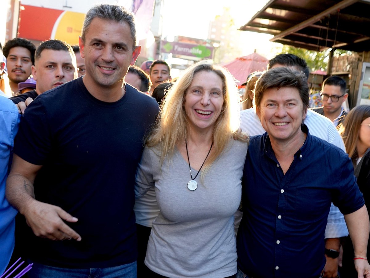 ¡La Libertad Avanza en todo el país!

Gracias Presidente <a href="/JMilei/">Javier Milei</a> por su excelente labor en el Poder Ejecutivo, gracias <a href="/MenemMartin/">Martin Menem</a> por tu gran trabajo en el Legislativo, y muchísimas gracias Jefe <a href="/KarinaMileiOk/">Karina Milei</a>, por hacer posible la competencia del partido a nivel nacional.